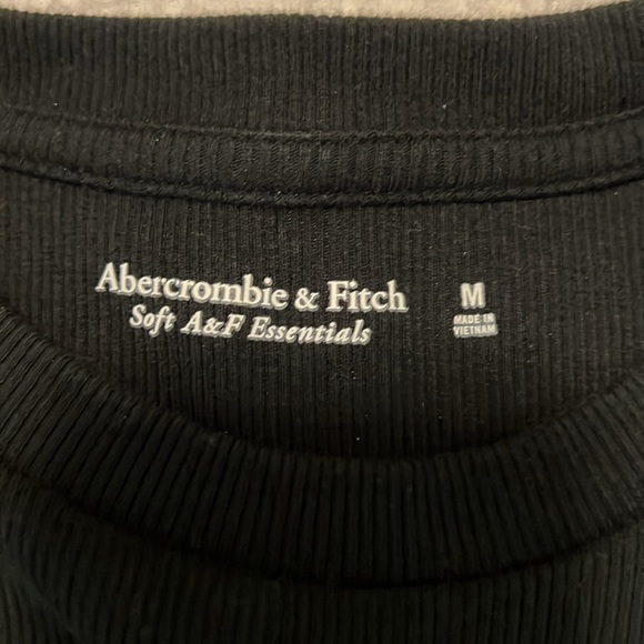 Abercrombie & Fitch Soft Rib Shrunken Tee EUC - Picture 3 of 11